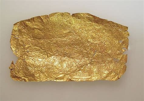 Exploring the History of Gold Leaf Art and How to Use Gold Leaf Sheets