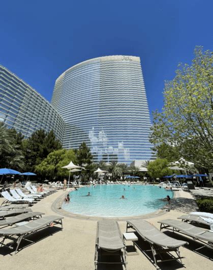 Aria Las Vegas Pool: 10 reasons why it's the best on the Vegas Strip ...