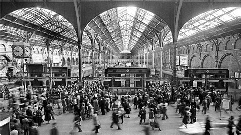 Liverpool Street: Historic England says plans 'fundamentally misconceived' - BBC News