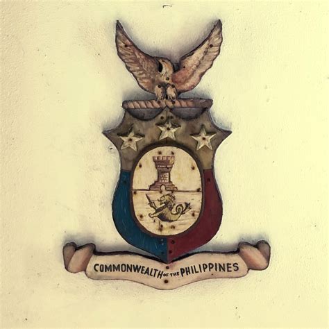 Commonwealth of the Philippines Insignia : r/Philippines