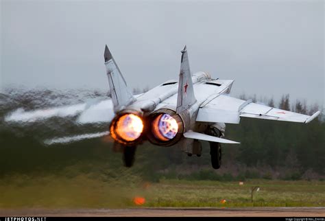 Mig-25: SR71’i yakalayan uçak! | DonanımHaber Forum