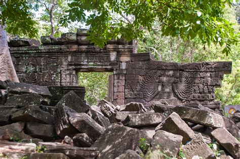 Exploring Cambodia's Banteay Chhmar Temple Ruins on Foot | Southeast Asia Time Traveler