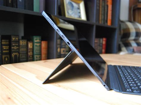 Lenovo ThinkPad X1 Tablet (3rd Gen) review: Working with style ...