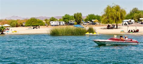 Camping On Lake Havasu - CAMPING BHE