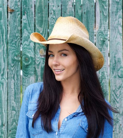 11 Best Cowboy Hats For Women To Amp Up Every Outfit - 2023