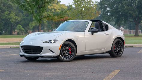 2019 Mazda MX-5 Miata RF Review: Makin’ Gains