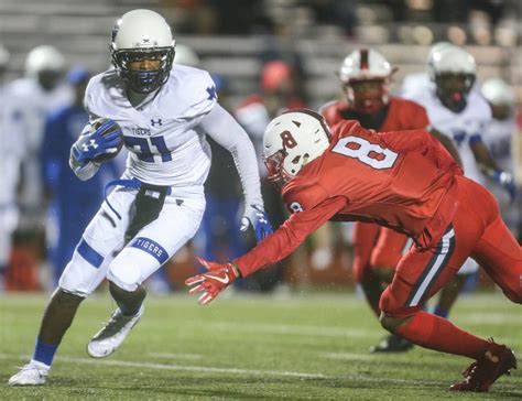 College Sports: TC-Cedar Hill CB Shilo Sanders, son of Deion Sanders ...