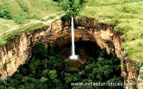 Chapada dos Guimarães waterfalls, Chapada dos Guimarães, Brazil - RUTAS TURISTICAS