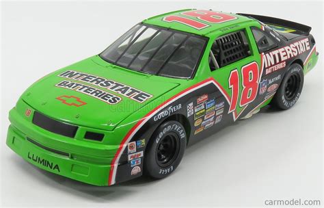 ERTL 07447 Scale 1/18 | CHEVROLET CHEVY TEAM JOE GIBBS RACING N 18 ...