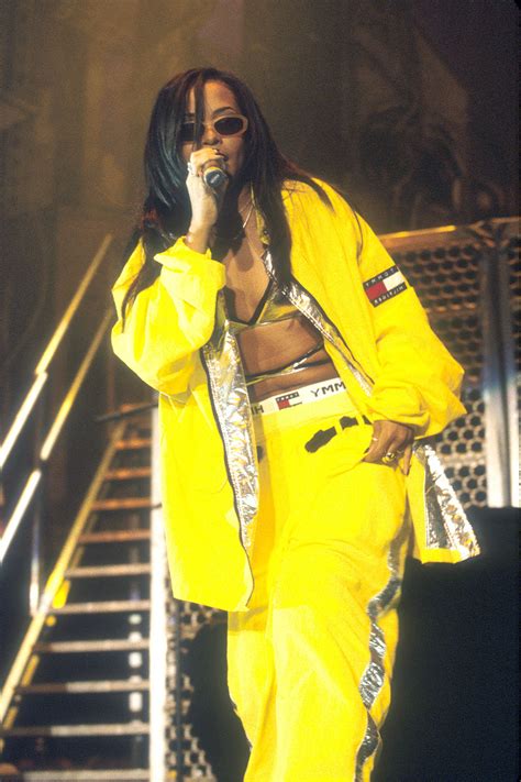 Aaliyah's Coolest Outfits - Aaliyah Style