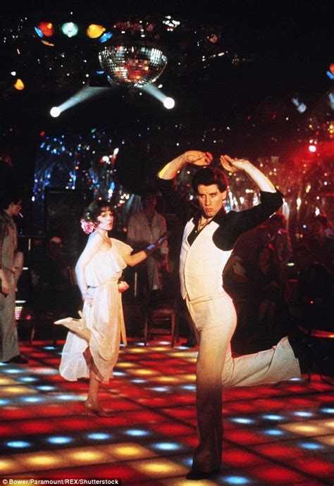 John Travolta, 62, proves he's still got the moves | Saturday night fever, Night fever, Disco dance