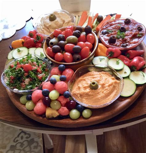 Hummus Appetizer Tray | Hummus appetizers, Appetizer trays, Appetizers