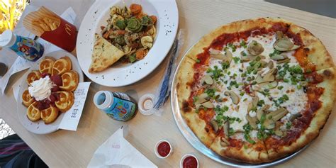 America's largest McDonald's in Orlando serves custom pizza, pasta - Business Insider