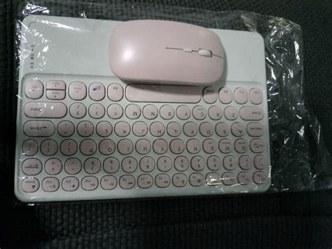 Bluetooth keyboard with mouse, Computers & Tech, Parts & Accessories ...