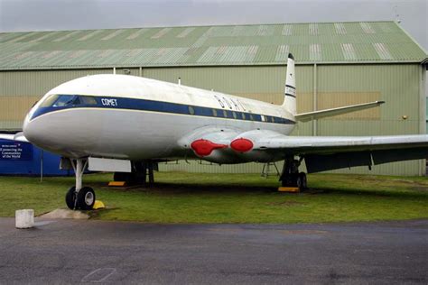 The Comet - the world's first jet airliner!