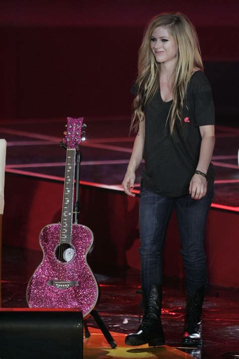 Live in Concert!! - Avril Lavigne Photo (9378636) - Fanpop