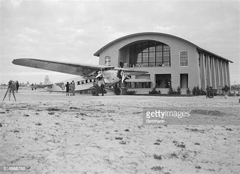 Miami Airport Terminal Photos et images de collection - Getty Images