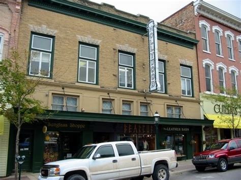 Hollywood Theater in Petoskey, MI - Cinema Treasures