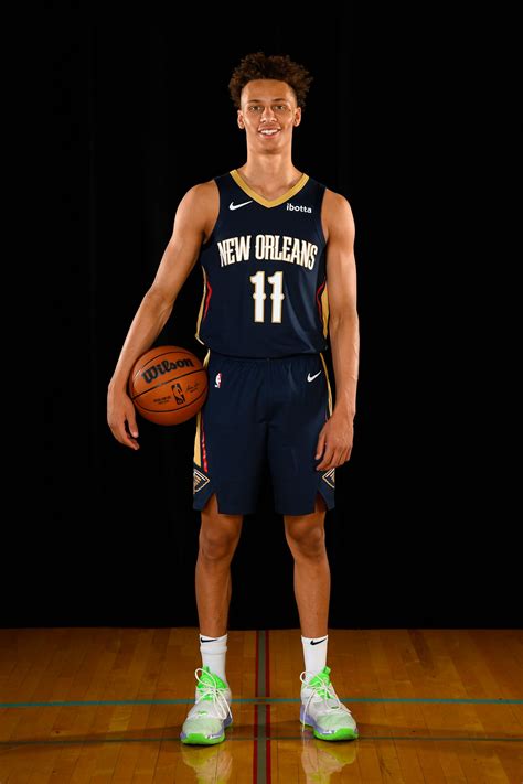 Photos: Dyson Daniels | 2022 NBA Rookie Photo Shoot Photo Gallery | NBA.com