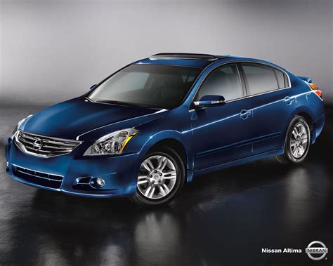 Nissan Altima Blue Photo Gallery #8/11