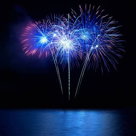 1,900+ Fireworks Explosions Red White Blue Display Stock Photos ...