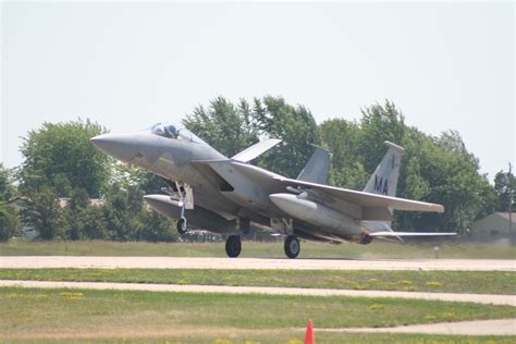 F-15 Landing | Bill Shaner | Flickr