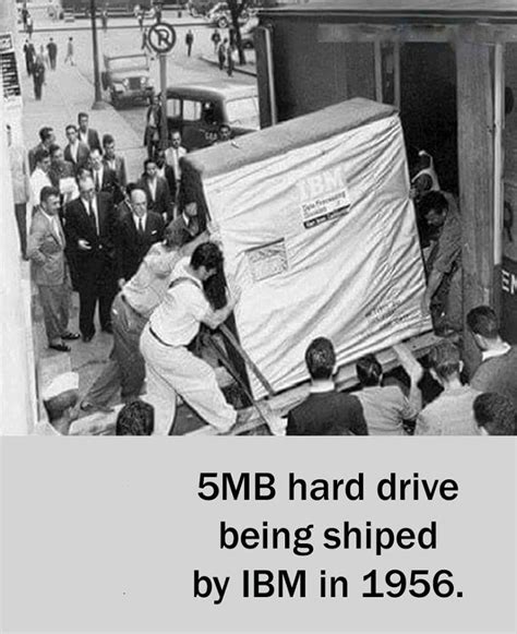 5MB Hard Drive in 1956 : pics