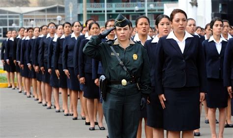 Pin de Takeharu Uraki em スーツ | Polícia nacional, Fotos, Peruana