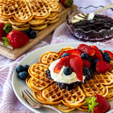 Norwegian Waffles {Heart Shaped waffles} - Marcellina In Cucina