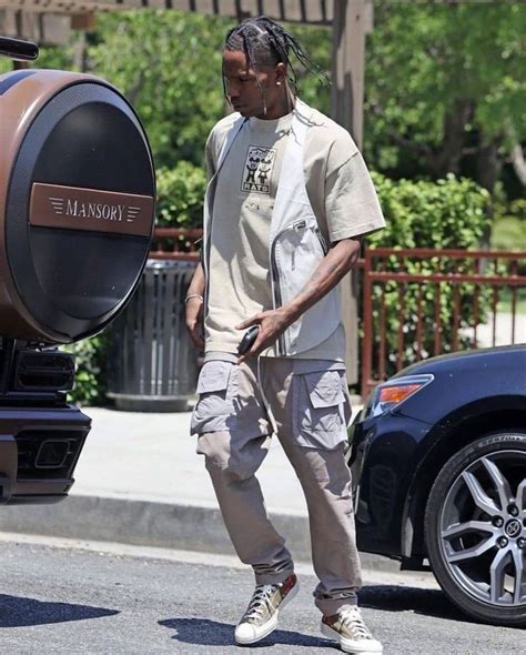 Travis Scott Outfit from June 5, 2021 | WHAT’S ON THE STAR? Converse ...