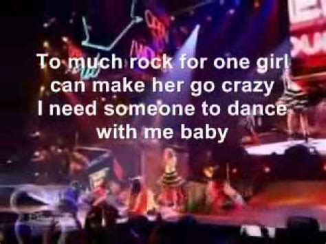 Miley Cyrus-Let's Dance (live+Lyrics on Screen) - YouTube