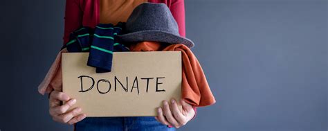 Donate To These 5 Groups In Pune To Donate Your Clothes To Someone In Need | WhatsHot Pune