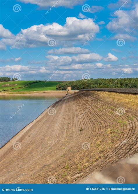 Derwent Reservoir, England, UK Stock Image - Image of cloudscape, kingdom: 143621225