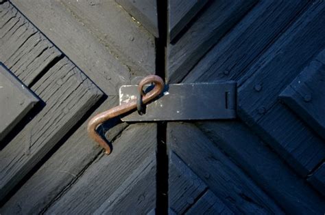 Free Images : wheel, key, hook, lock 5472x3648 - - 680804 - Free stock ...