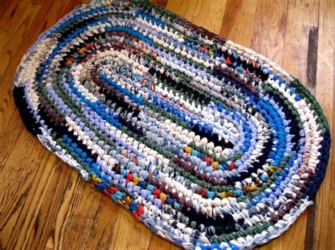 Rag Rug Crochet Pattern Free Web 9 Different Methods For Making A Rag Rug From Your Scrap Fabric ...