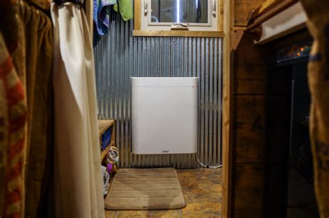 Tiny House Heating. Tips for wintering and staying warm in extreme cold ...