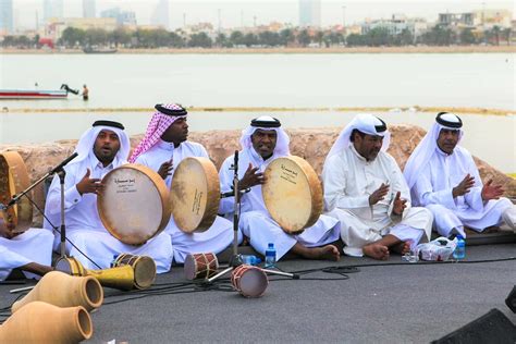 Explore the Intriguing Blend of Modernity and Tradition in Bahrain 🇧🇭 ...