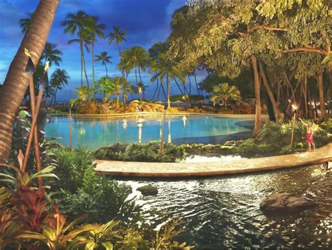 Best Price on Hilton Hawaiian Village Waikiki Beach Resort in Oahu Hawaii + Reviews