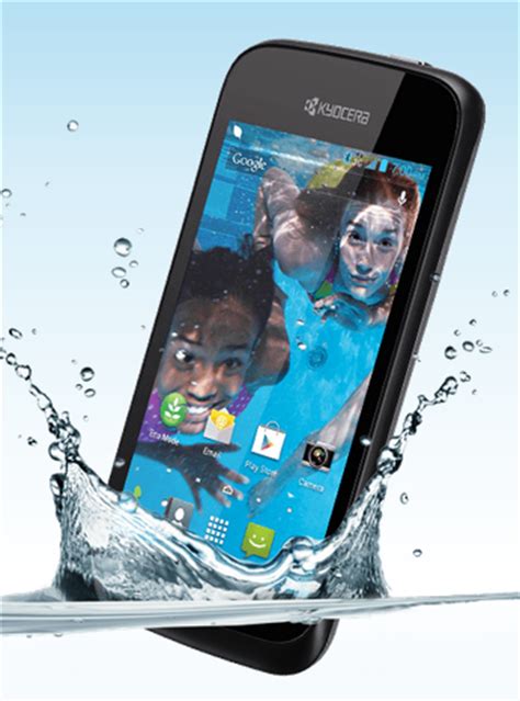 Kyocera Hydro Edge Waterproof Cell Phone Review & #Giveaway - Mommies with Cents