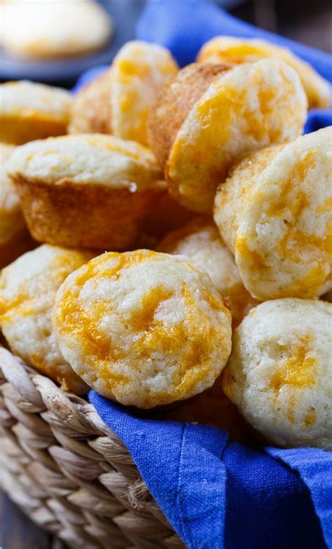 Jim 'n Nick's Cheesy Biscuits copycat | Recipe | Cheesy biscuit, Cheese biscuit recipes, Recipes