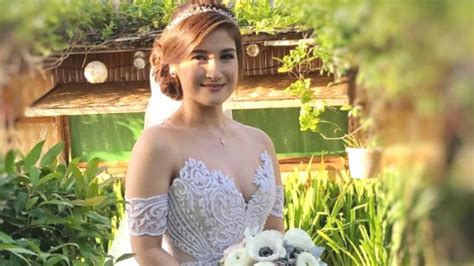 IN PHOTOS: Camille Prats' stunning wedding gown