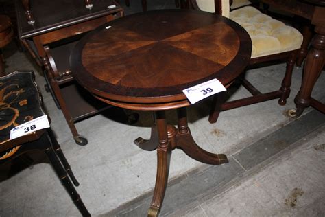 SMALL ROUND DARK WOOD SIDE TABLE