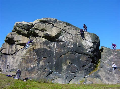 Walks in the Leeds and Harrogate Area - Braythorn, Lindley Moor, Little ...