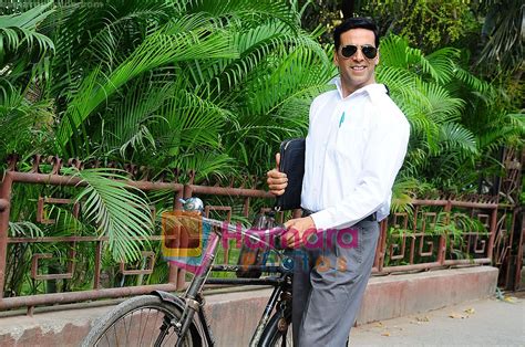 Akshay Kumar in the still from movie Khatta Meetha / Khatta Meetha ...