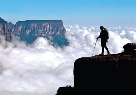 Mount Roraima Treks from Brazil | Mount roraima, Brazil, Amazon river ...