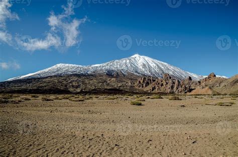 Snowy mountain landscape 15751509 Stock Photo at Vecteezy