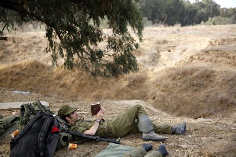 Tourists barred by Israel from Gaza border as Palestinian Islamic Jihad vows revenge - NBC News