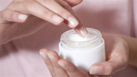 How to Find the Best Organic Moisturizer on a Budget