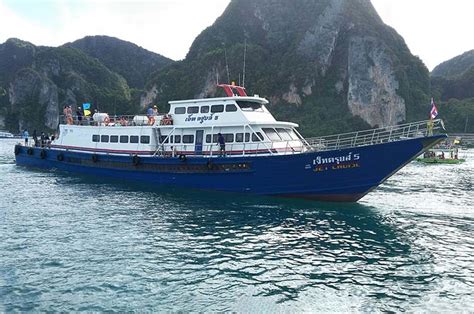 Ferry Phuket to Phi Phi Islands - Discounted ticket price