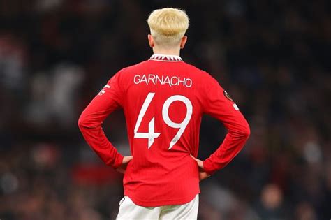 Alejandro Garnacho 'hints' at Manchester United shirt number he wants ...